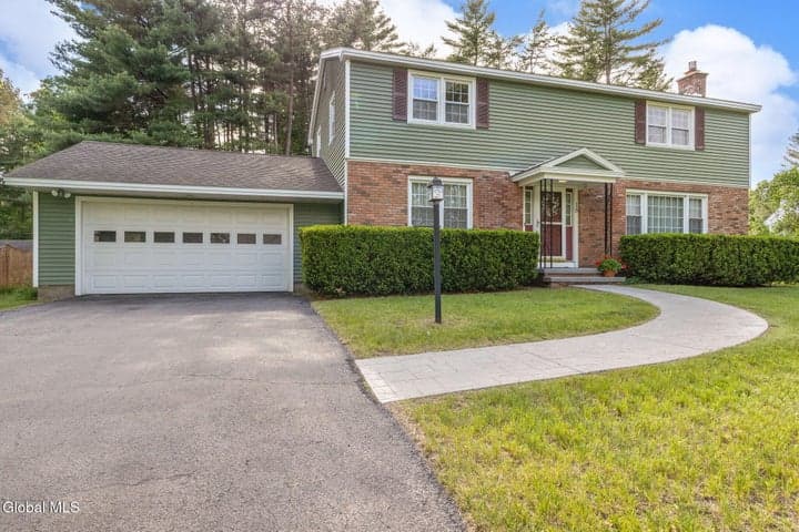 18 Sherwood Drive, Queensbury, NY, photo 1