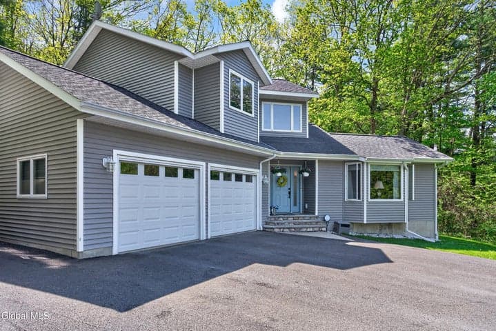 2598 New York 43, Sand Lake, NY, photo 1