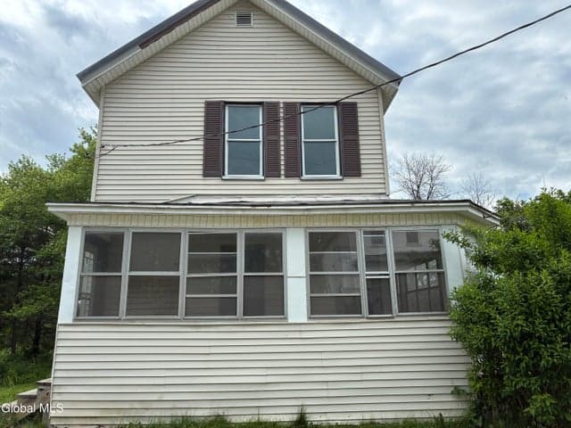 11 Madison Street, Hoosick Falls, NY, photo 2