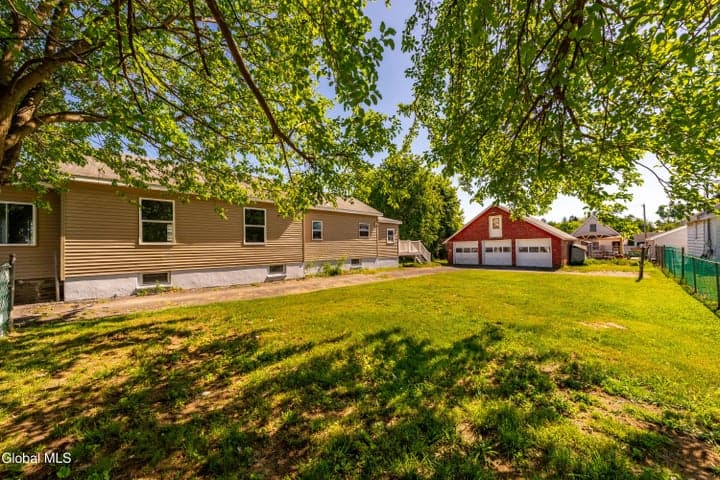 3234 Franklin Street, Rotterdam, NY, photo 3