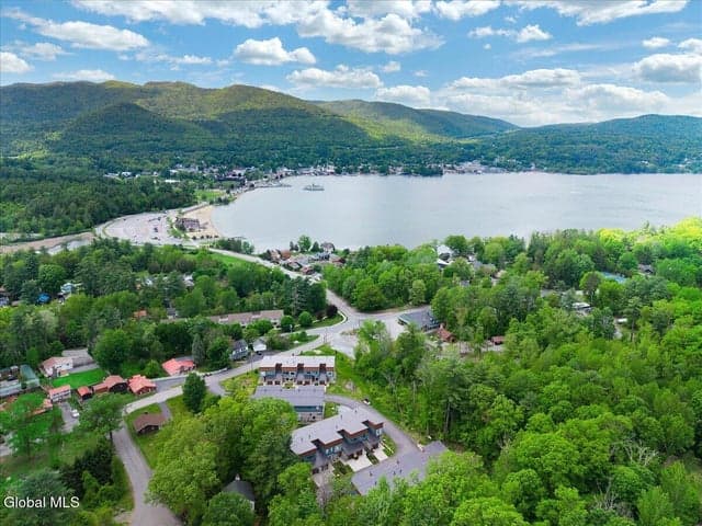 4 Footpath Way, Lake George, NY, photo 2