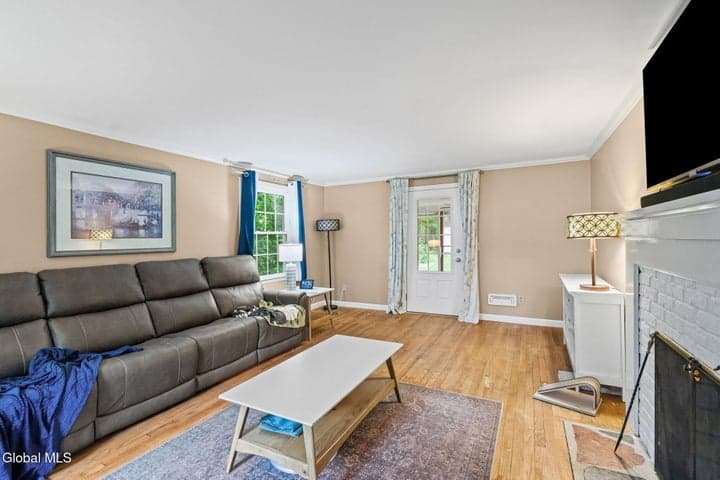 9 Parkwood Drive, Ballston, NY, photo 5