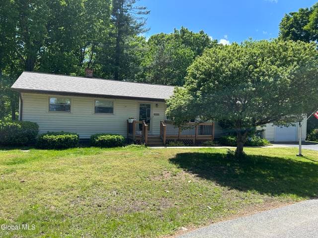 15 Birchwood Drive, Halfmoon, NY, photo 3