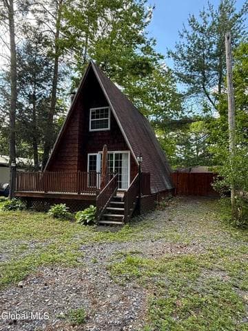 103 Florence Avenue, Northampton, NY, photo 2