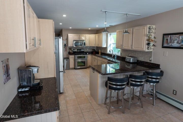 618 Stark Terrace, Milton, NY, photo 4