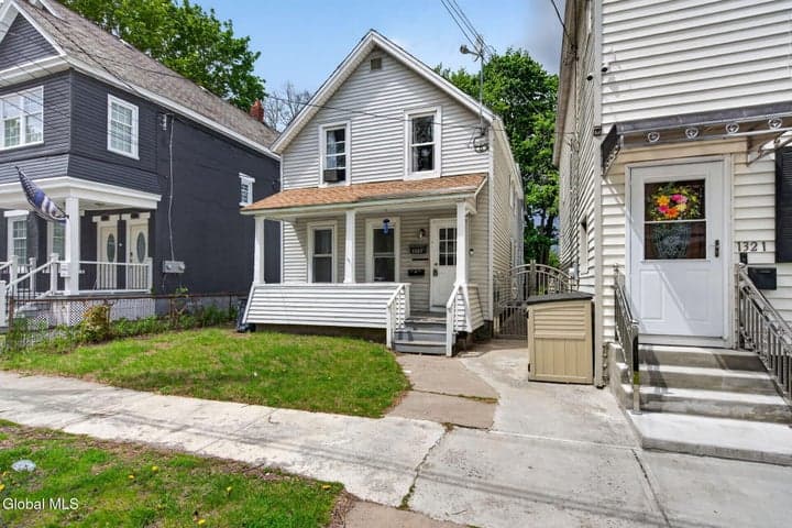 1325 6th Avenue, Schenectady, NY, photo 3