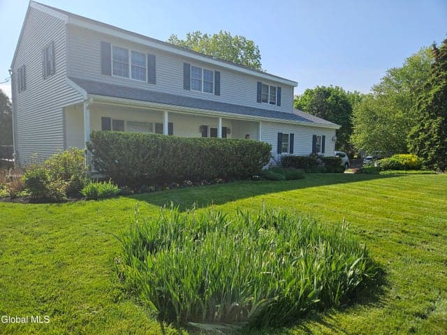 2122 Orchard Park Drive, Niskayuna, NY, photo 1