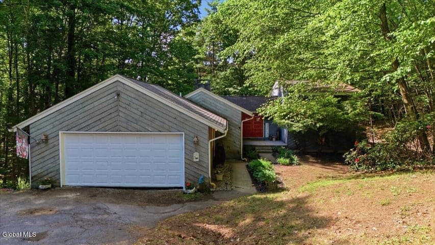 54 Carriage Hill Road, Lake George, NY, photo 1