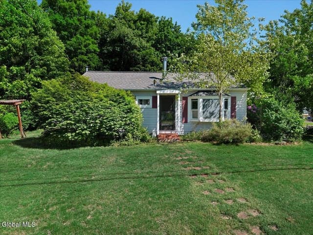 3 Jones Drive, Colonie, NY, photo 1