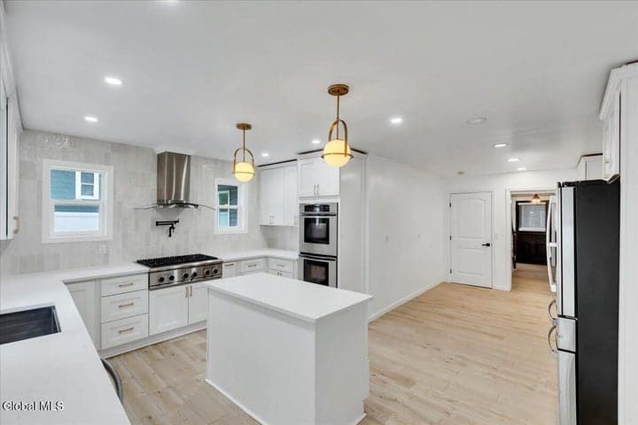 2115 Colgate Place, Schenectady, NY, photo 4