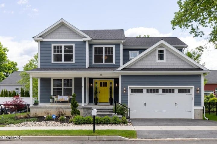 35 Chloes Way, Saratoga Springs, NY, photo 1