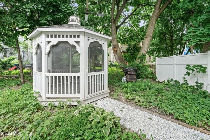 22 View Avenue, Albany, NY, photo 5