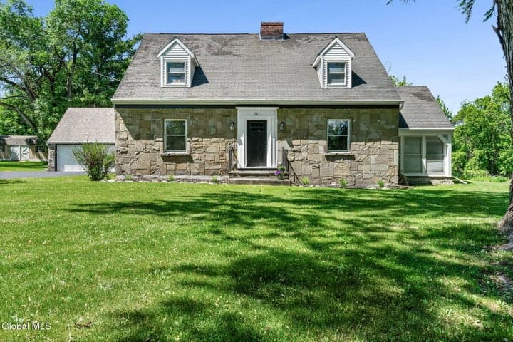 121 Maltbie Drive, Amsterdam, NY, photo 1