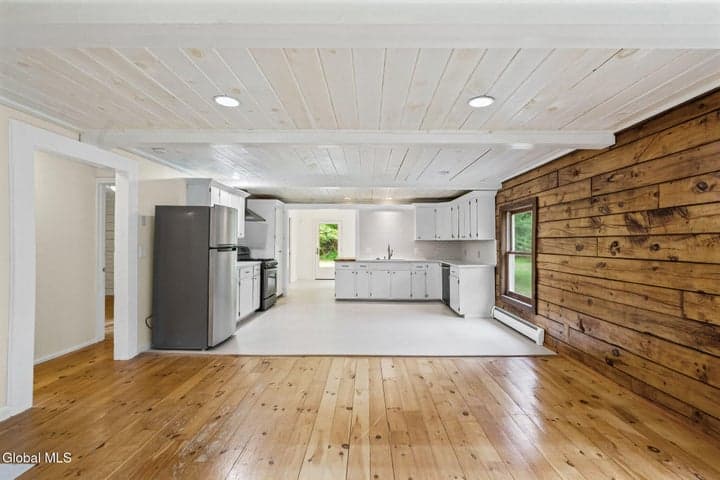 457 Sandhill Road, Greenfield, NY, photo 3