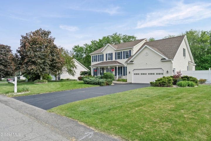 123 Halfmoon Drive, Guilderland, NY, photo 1