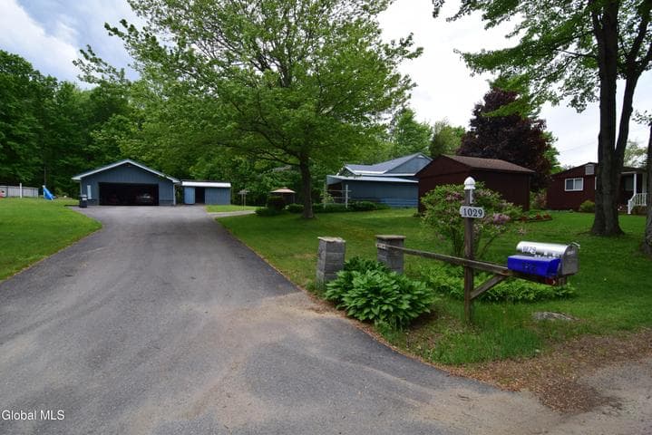1029 Camp Avenue, Galway, NY, photo 1