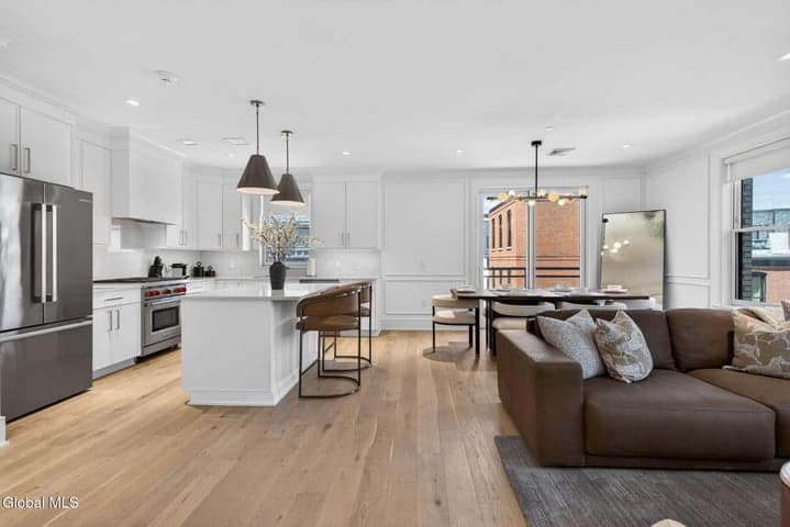 19 Washington Street #558 I, Saratoga Springs, NY, photo 3