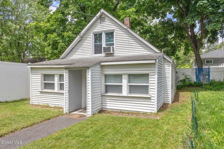 9 Kellogg Avenue, Colonie, NY, photo 4