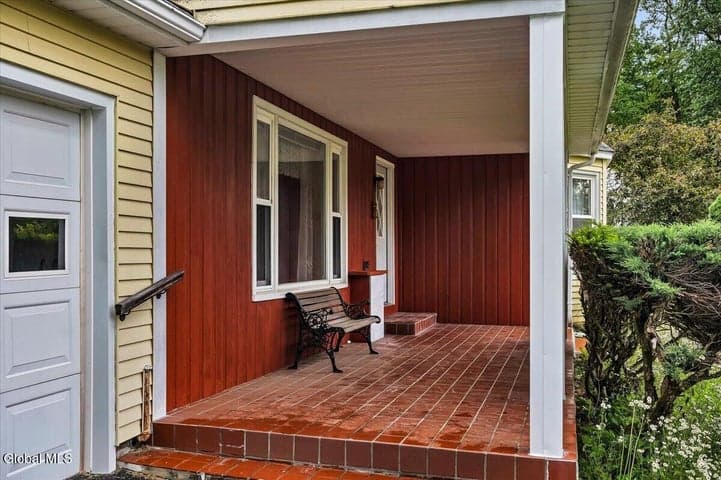 494 Elm Avenue, Bethlehem, NY, photo 4