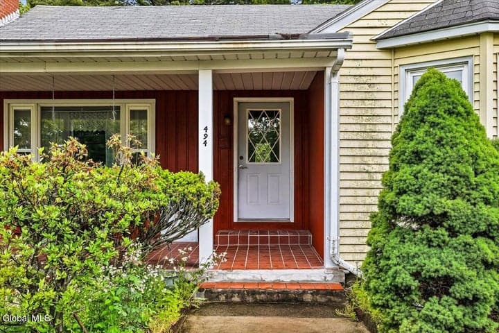 494 Elm Avenue, Bethlehem, NY, photo 2