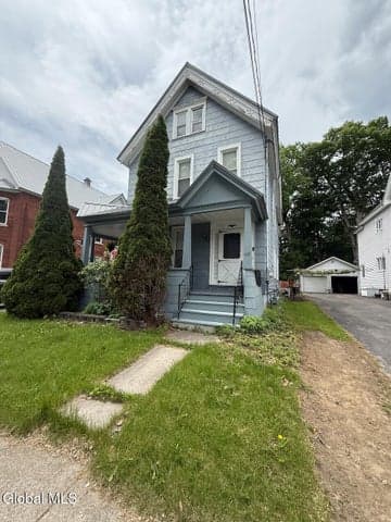 406-408 Locust Avenue, Amsterdam, NY, photo 3