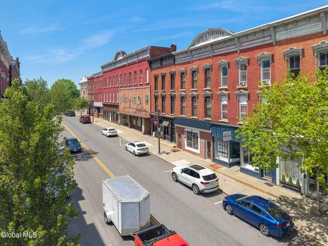 19-21 W Main Street, Johnstown, NY, photo 2