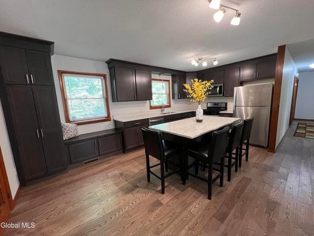 7 Sweetbriar Lane, Queensbury, NY, photo 3