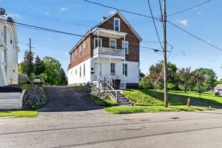 3 Young Avenue, Amsterdam, NY, photo 1