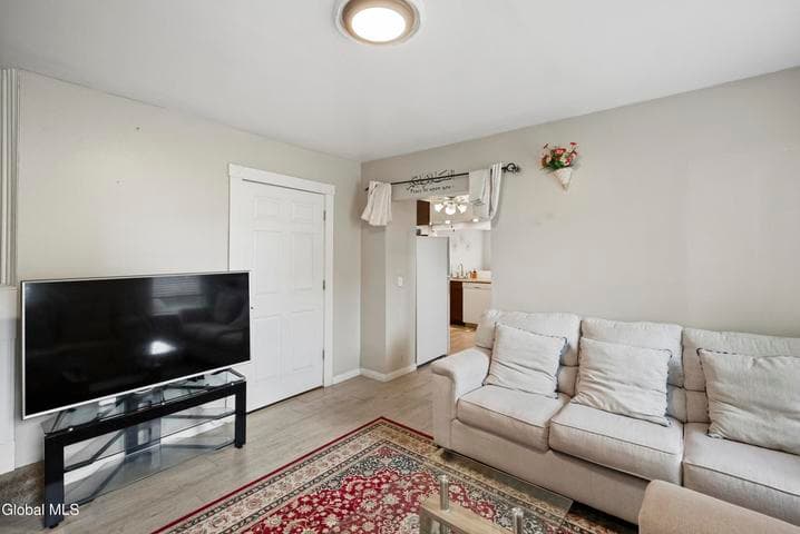 28 Grant Avenue, Albany, NY, photo 2