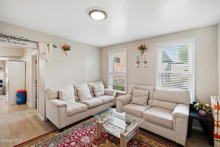28 Grant Avenue, Albany, NY, photo 3