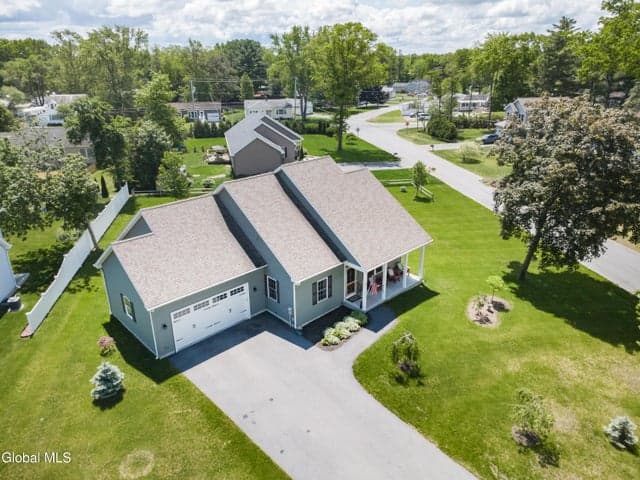 12 Stillwood Lane, South Glens Falls, NY, photo 2