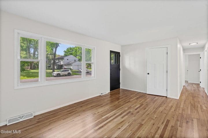 118 E Poplar Drive, Bethlehem, NY, photo 3
