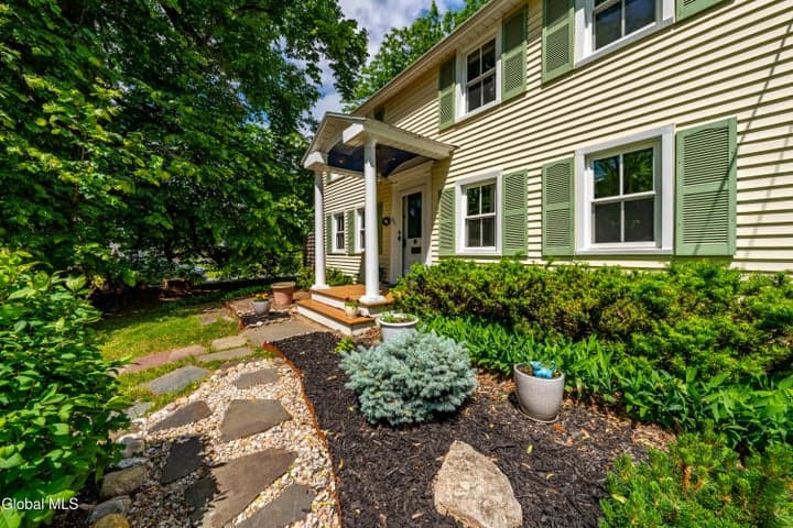 201 Kenwood Avenue, Bethlehem, NY, photo 2