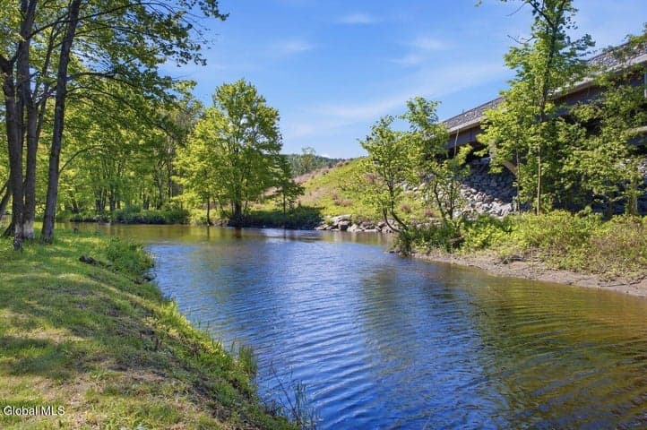 7952 US-9, Pottersville, NY, photo 3