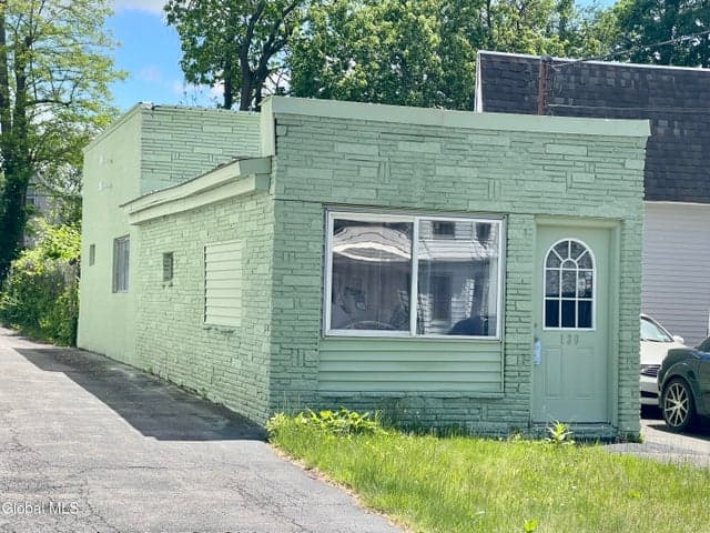 130 McClellan Street, Schenectady, NY, photo 1