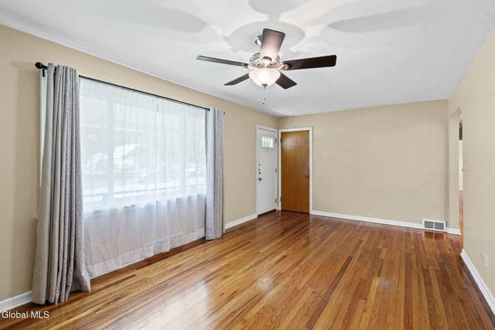 18 Edmel Road, Glenville, NY, photo 3