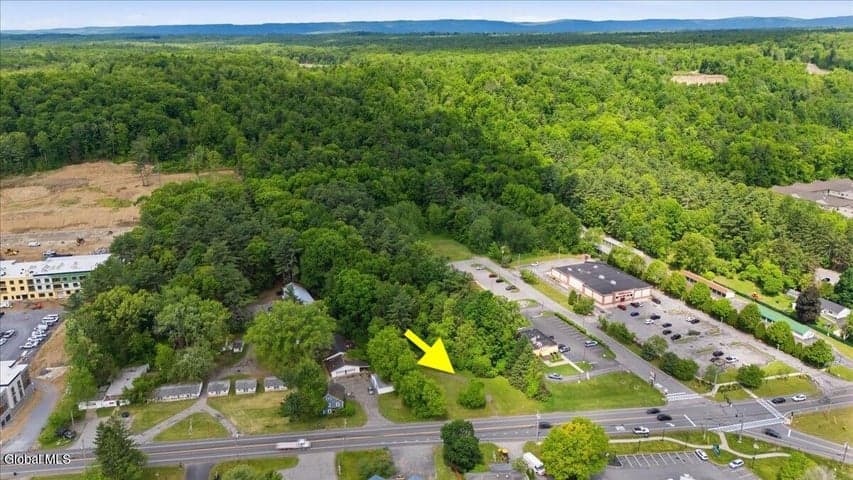 645 Saratoga Road, Wilton, NY, photo 5
