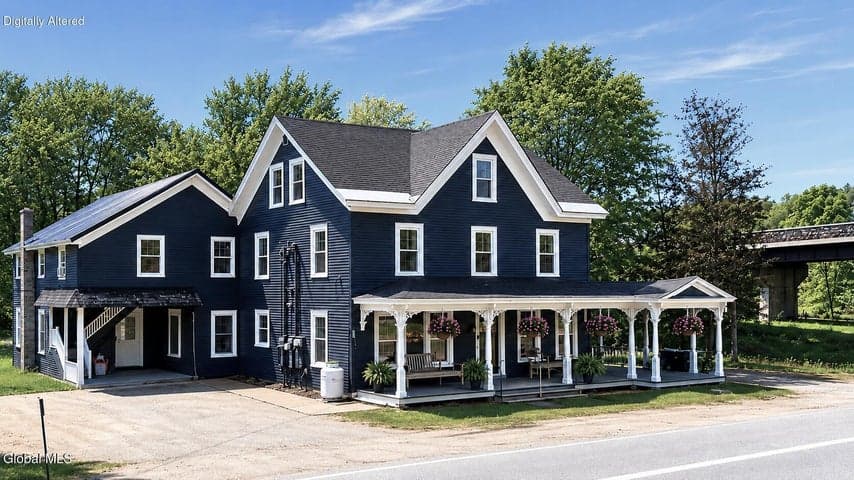 7952 US-9, Pottersville, NY, photo 2