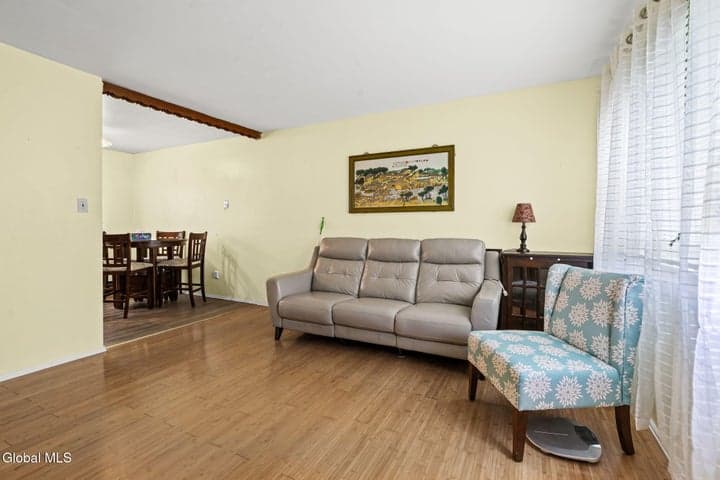 327 Manchester Road, Schenectady, NY, photo 3