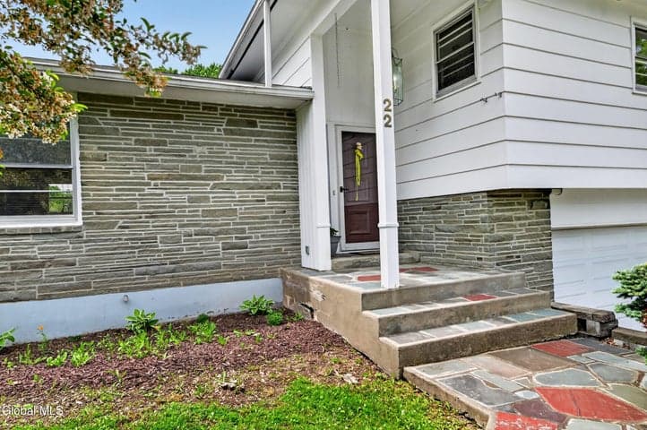 22 Phillips Avenue, Canajoharie, NY, photo 4