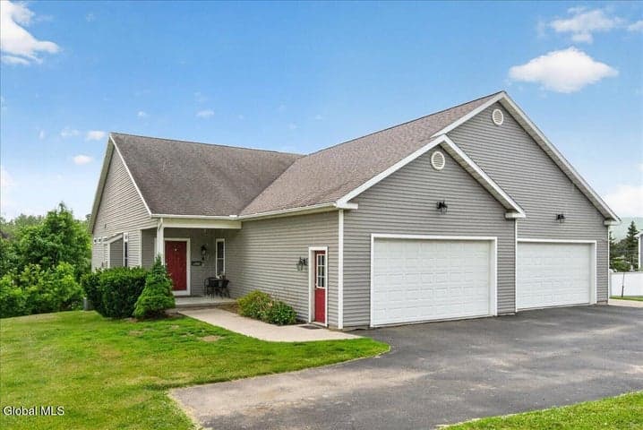 641 Mohawk Avenue, Glenville, NY
