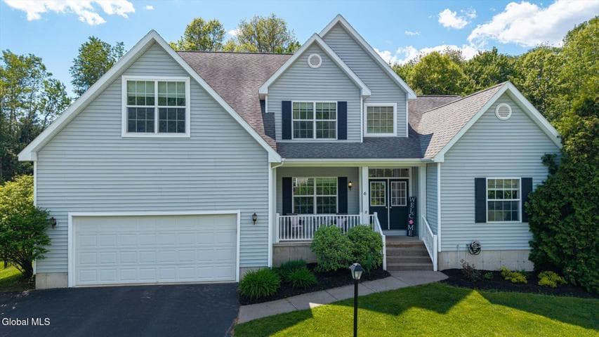 6 Lenca Court, Wilton, NY, photo 1