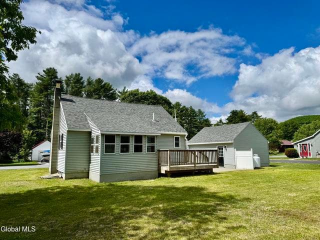 18 3rd Avenue, Hadley, NY, photo 5