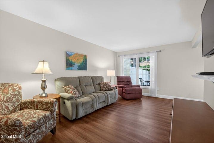 516 Elk Circle, Milton, NY, photo 5
