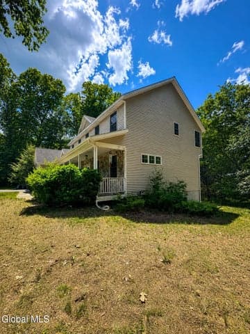 3 Hillcrest Lane, Wilton, NY, photo 3