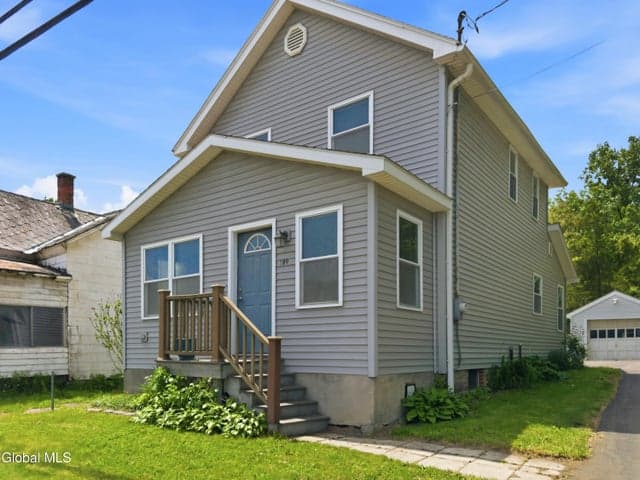 189 River Road, Bethlehem, NY, photo 2