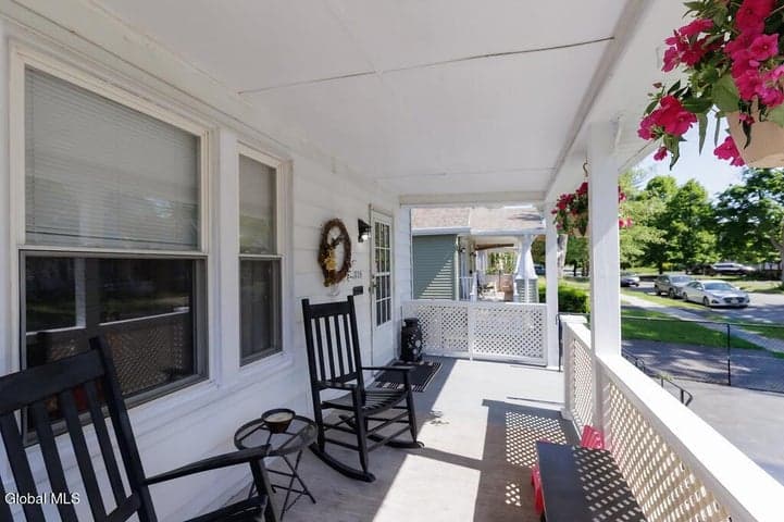 1135 Baker Avenue, Schenectady, NY, photo 4