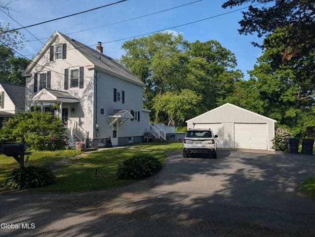874 Benedict Avenue, Niskayuna, NY, photo 1