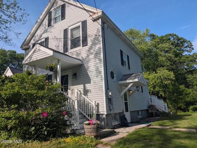 874 Benedict Avenue, Niskayuna, NY, photo 2