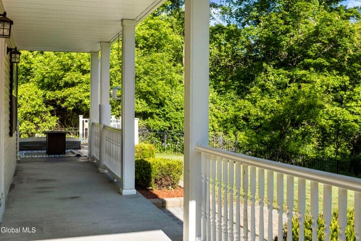 206 N Lake Avenue, Brunswick, NY, photo 4